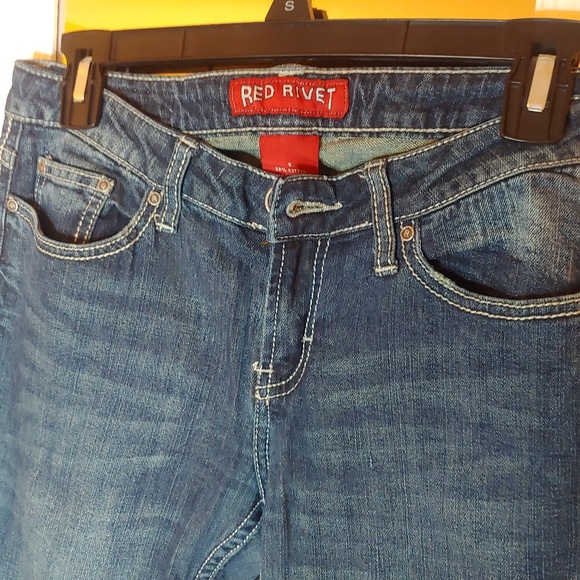 Red Rivet Jeans Red Rivet Straight Leg Low Rise Jr Jeans 9 Poshmark